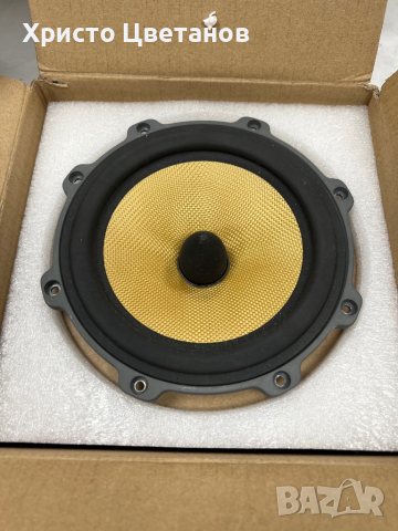 B&W Говорители , снимка 4 - Тонколони - 44750148