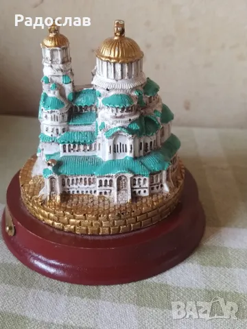 преспапие храм-паметник Александър Невски , снимка 4 - Декорация за дома - 49652059