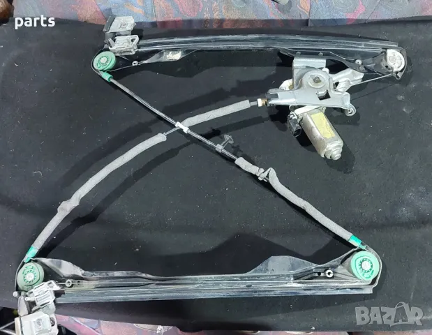 Преден Десен Стъклоповдигач и Моторче Форд Фокус Мк1 (3), снимка 2 - Части - 49240752