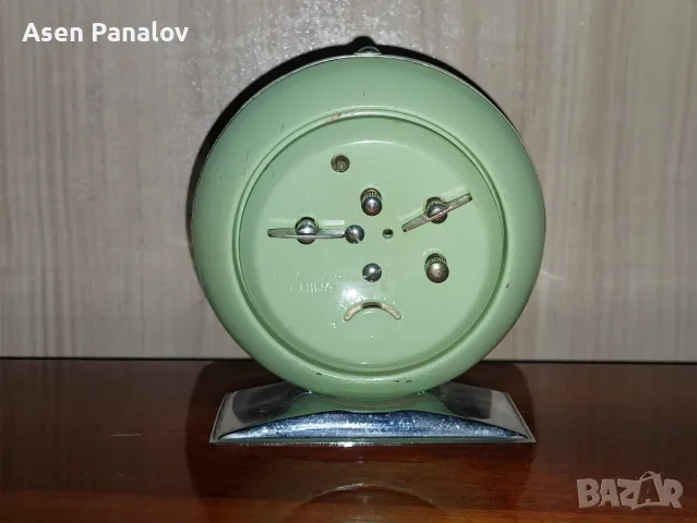 Чесовник будилник кокошка с пиленце, снимка 3 - Антикварни и старинни предмети - 49428677