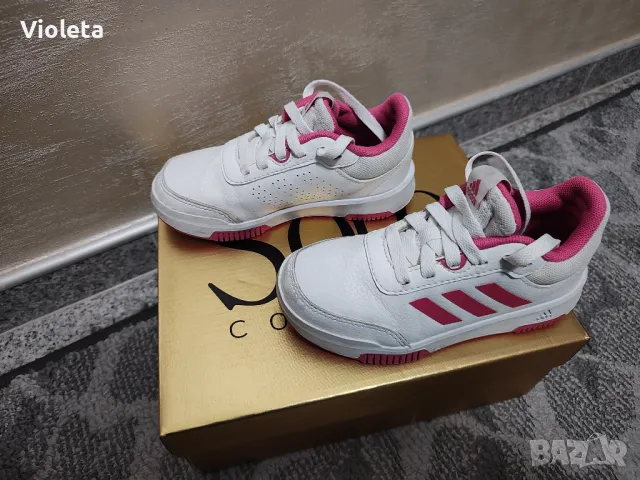 "Adidas" 30 номер, Неразличими от нови, снимка 2 - Детски маратонки - 49697196