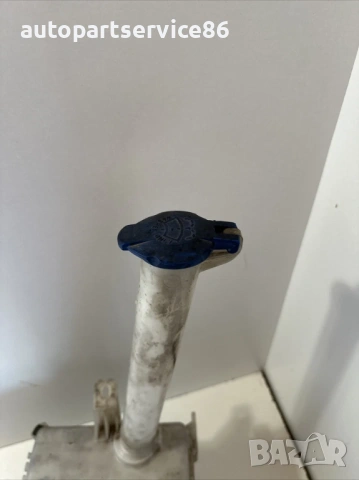 Резервоар за чиста течност за предното стъкло за KIA Carnival 2.9 CRDi (2006–2012) 98610-4D000, снимка 3 - Части - 53228816