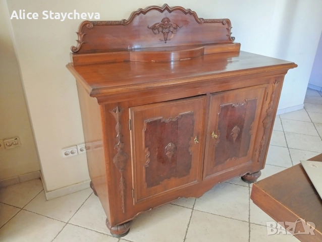 Старинни бюфети