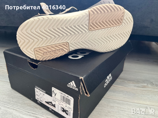Дамски маратонки Adidas 37, снимка 3 - Маратонки - 44572972