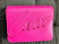 Розова чанта Guess, снимка 1