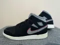 Jordan 1 Mid Black Particle Grey Gym Red (GS)., снимка 1