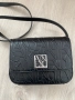 Чанта Armani Exchange, снимка 1