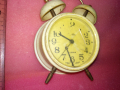 SLAVA MADE in USSR Стар КОЛЕКЦИОНЕРСКИ РУСКИ БУДИЛНИК МЕХАНИЧЕН НАСТОЛЕН ЧАСОВНИК СЛАВА СССР 30783, снимка 12