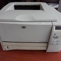 здрав и надежден ЛАЗЕРЕН принтер HP LaserJet 2300 под 60хил. стр., снимка 1 - Принтери, копири, скенери - 44365004