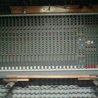 Продавам professional audio mixers Saundcraft spirit live 4 - 24 канала , снимка 1 - Други - 31133290