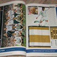 Оригинална програма от Световното първенство по футбол в Германия през 2006 г., снимка 5 - Фен артикули - 30327336