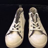 Детски обувки размер 26, снимка 3 - Детски обувки - 42742388