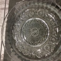 Стара голяма стъклена купа(плато), снимка 1 - Антикварни и старинни предмети - 30467709