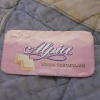 Стара опаковка от шоколад Alpia, снимка 1 - Други ценни предмети - 30399315