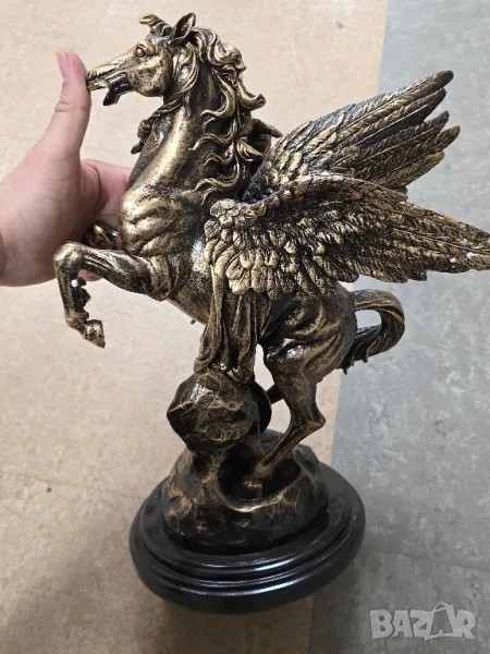 статуетка Пегас, снимка 1