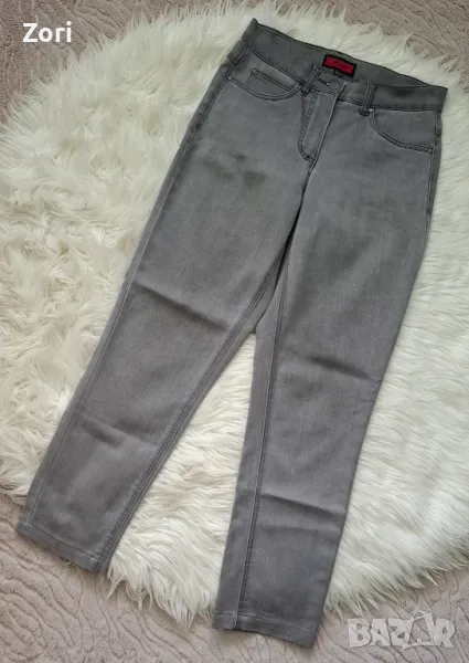 СТРАХОТНИ сиви дънки с бродерия и черни камъчета по джобовете, снимка 1