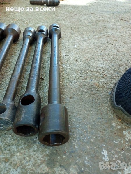 Ключ за джанти автомобили камиони различни размери 17,27,32,36 и др, снимка 1