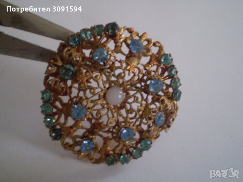 Брошка  филигран със  кристал  Чехословакия  маркирана, снимка 1