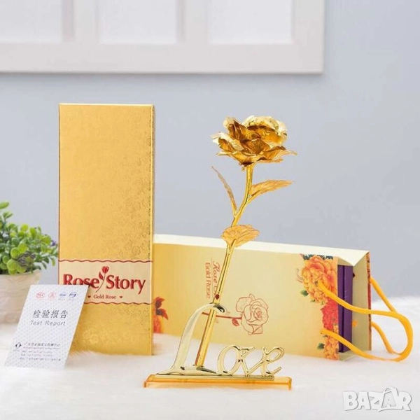 Преспапие Love с златна роза, снимка 1