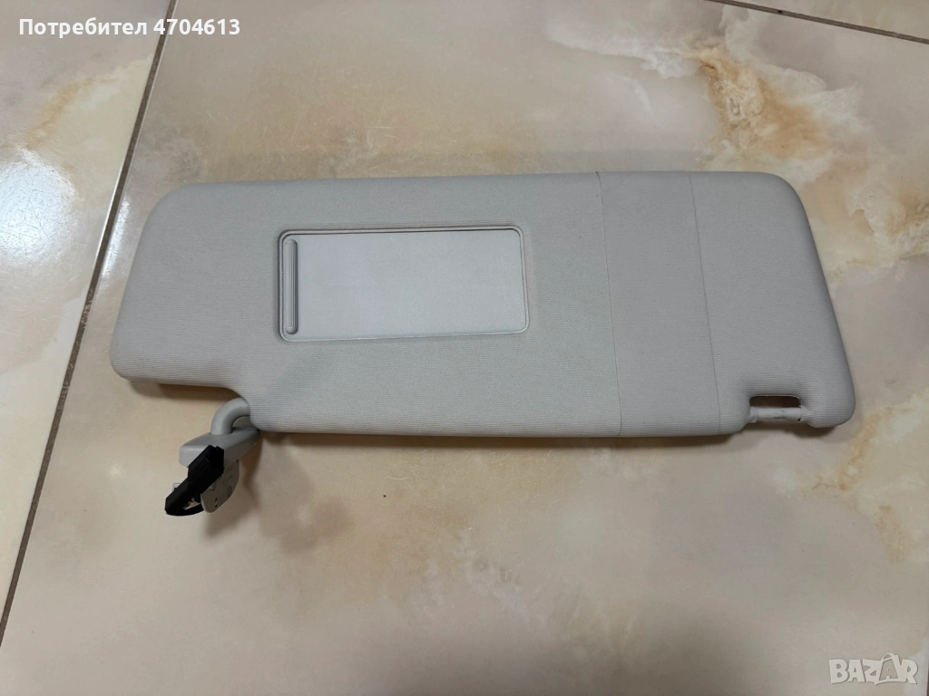 Десен сенник за Vw Touran само за 30Eur. 6Q0857552E, снимка 1