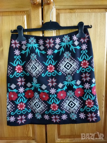 Vera Lucy пола с бродерия, снимка 1