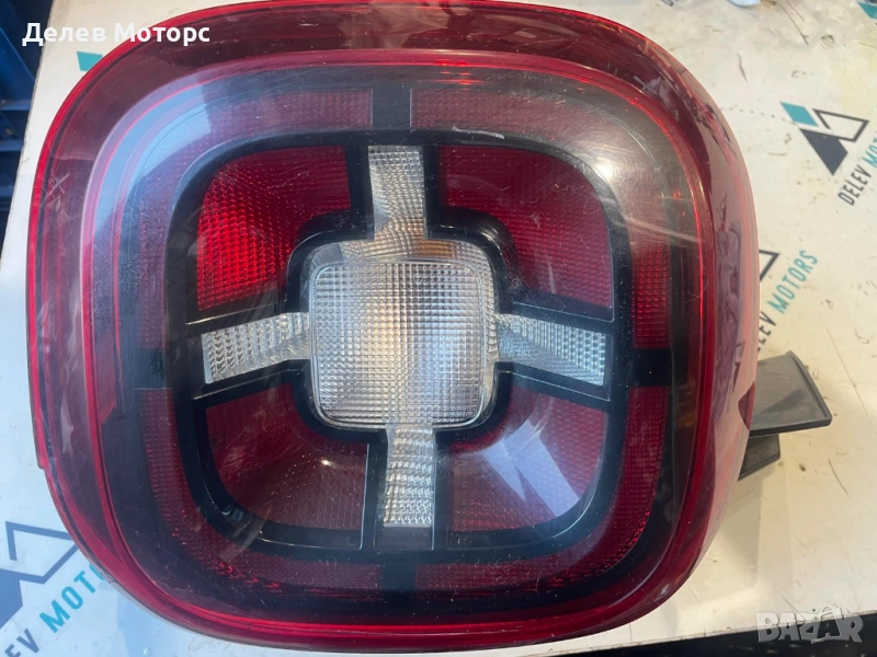 265558217R стоп ляв от Dacia Duster 2, 1.5 DCI 116 кс., 4x4 двигател K9K874, 6 ск., 54 000 km, 2019г, снимка 1