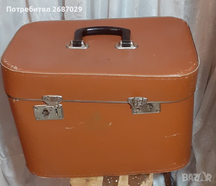 куфар  чанта  Czechian "Palavan Propan-butan" Suitcase, снимка 1