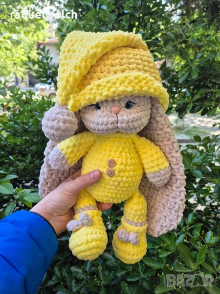Ръчно Изплетено Зайче "Амигуруми", снимка 1