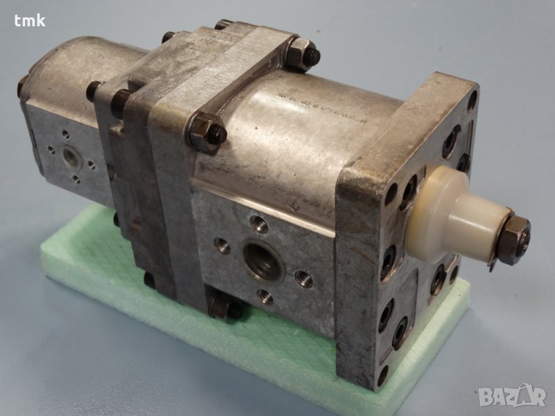 Хидравлична помпа сдвоена SAUER SUNDSTRAND, снимка 1