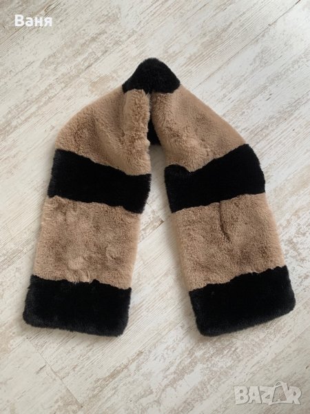 Пухкав дамски шал ZARA, снимка 1