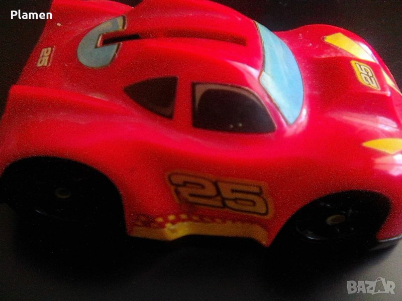 Пластмасова касичка спортна кола, снимка 1