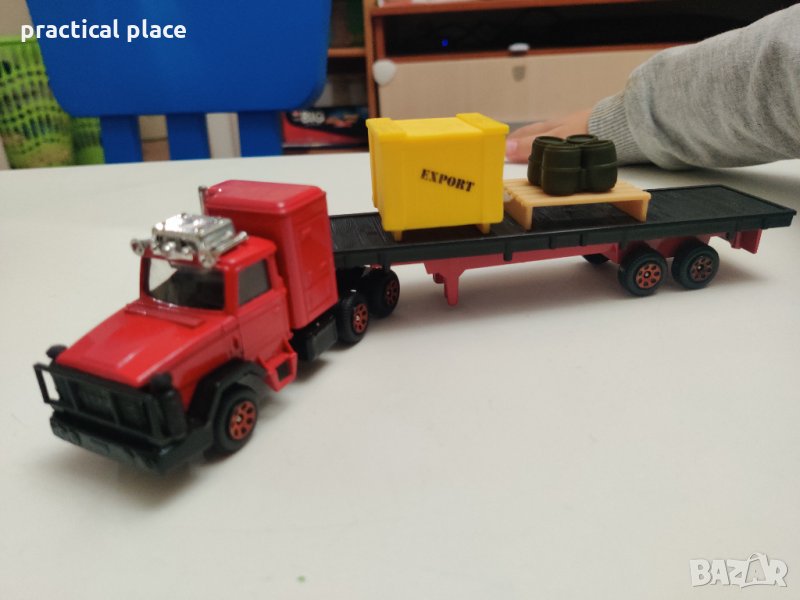 Метални колички Corgi Метални камиони контейнери и платформи, снимка 1