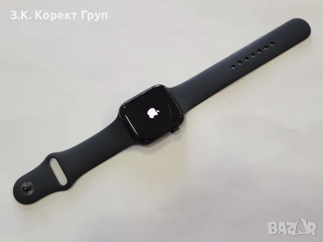 Apple Watch SE 44mm GPS – Отлично състояние, снимка 2 - Смарт часовници - 56325022