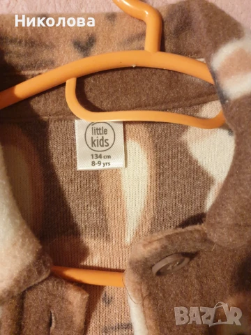 Продавам меко якенце на лисички, размер 134 см, снимка 2 - Детски пуловери и жилетки - 51332685
