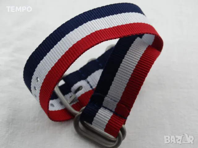 КАИШКА ZULU- ЧЕРВЕН / БЯЛ / СИН -18мм + ПОДАРЪК, снимка 5 - Каишки за часовници - 48202617