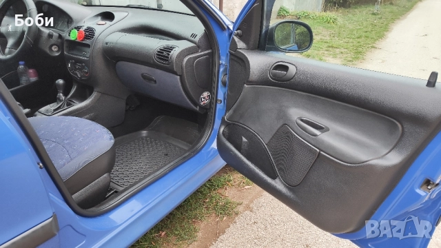 Peugeot 206 , снимка 7 - Автомобили и джипове - 52450509