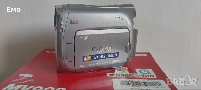 Цифрова видеокамера Canon MV900, снимка 7 - Камери - 50933084
