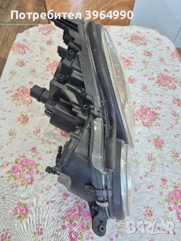 Кристални два леви фара ксенон и обикновен за мерцедес Еклас W211 , снимка 3 - Части - 52787521