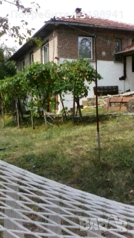  Prodava Sanirana dvuetagna vila.Predbalkan.20km V Tarnovo.. Sobstven vodoistochnik.