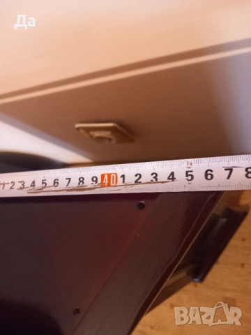 Винтидж витрина за колекции, снимка 2 - Шкафове - 52751657