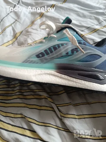 Чисто нови маратонки