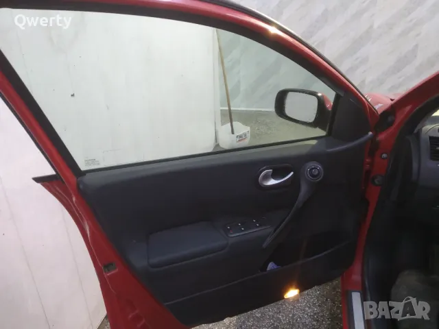 Renault Megane II 1.6 EVRO4, ГАЗ, снимка 11 - Автомобили и джипове - 49241381