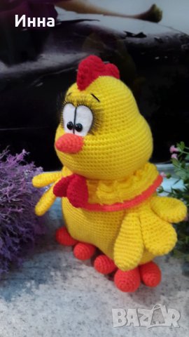 Великденски подаръци. Пиле в розово. Плетена играчка. Ръчно изработена., снимка 2 - Плюшени играчки - 39875402
