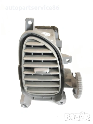 Лява въздушна решетка на таблото за Nissan Almera Tino (2006) 68761-BU200