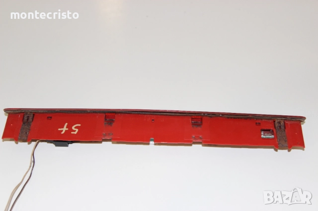 Трети стоп VW Golf 5 хечбек (2004-2008г.) Golf 5 plus (2004-2009г.) 1K6945097A стоп заден капак, снимка 4 - Части - 52685988