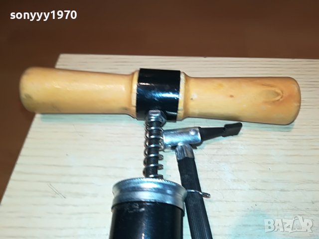 🚘ПОМПА ЗА ГУМИ-ЧЕРНА МЕТАЛНА ОСНОВА 2809221436, снимка 4 - Аксесоари и консумативи - 38147019