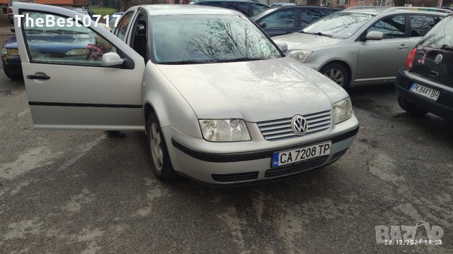 Vw Bora 1.6 SR 101k На Части , снимка 2 - Автомобили и джипове - 35264099
