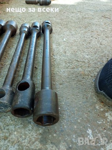 Ключ за джанти автомобили камиони различни размери 17,27,32,36 и др