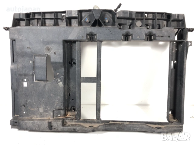 Очиларка с рамка радиатори Peugeot 207cc (2006-2014г.)