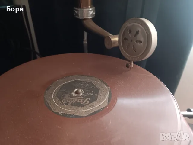 Грамофон His Masters Voice 1916г, снимка 6 - Грамофони - 55740584